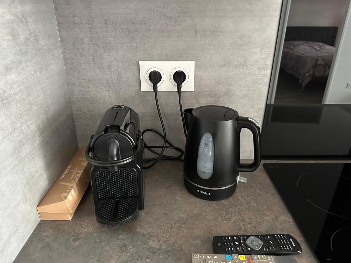 Agreable 2 Pieces Avec Balcon Et Parking Transports By Immo Kit Bnb Sarcelles Eksteriør bilde
