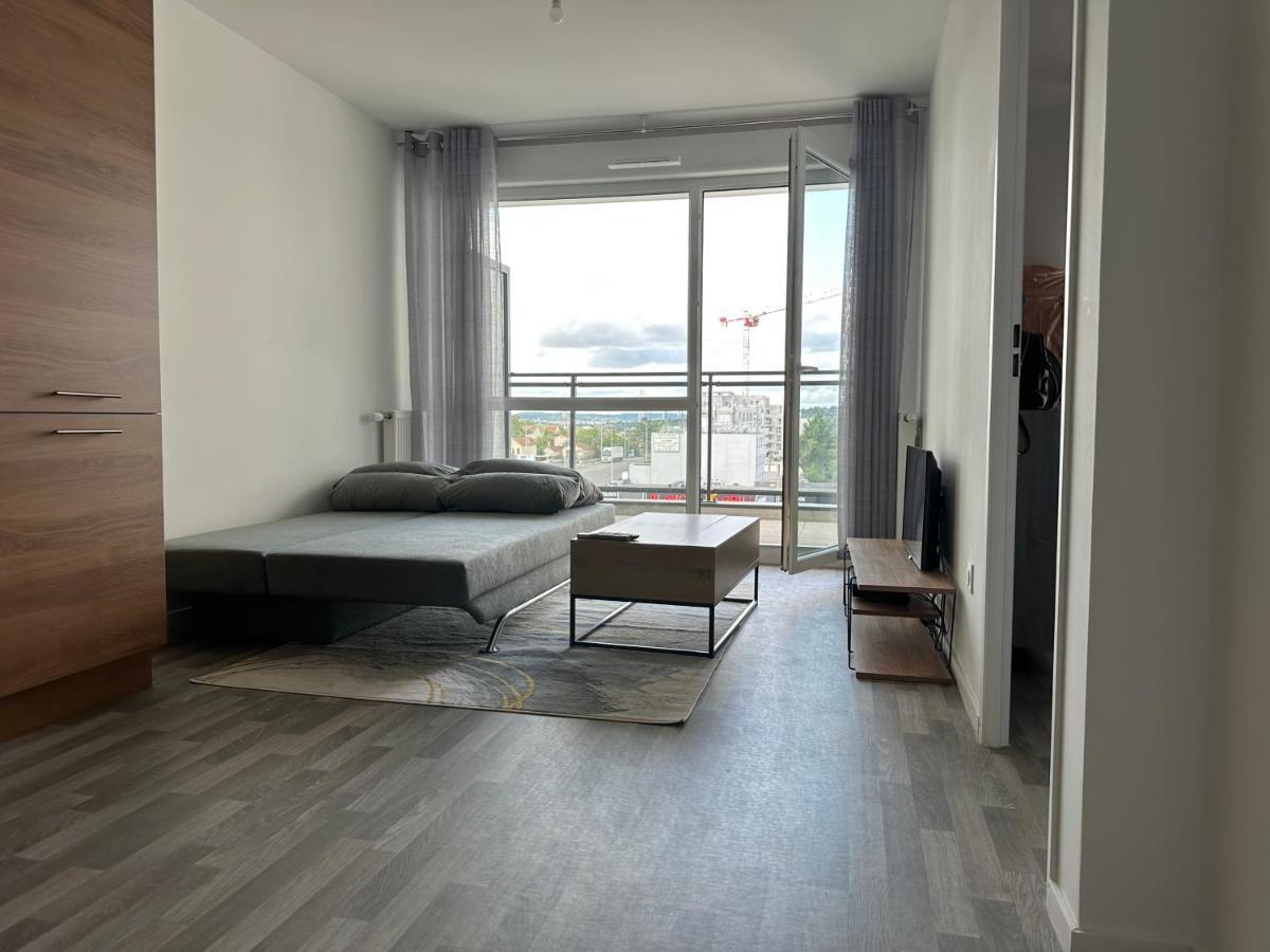 Agreable 2 Pieces Avec Balcon Et Parking Transports By Immo Kit Bnb Sarcelles Eksteriør bilde